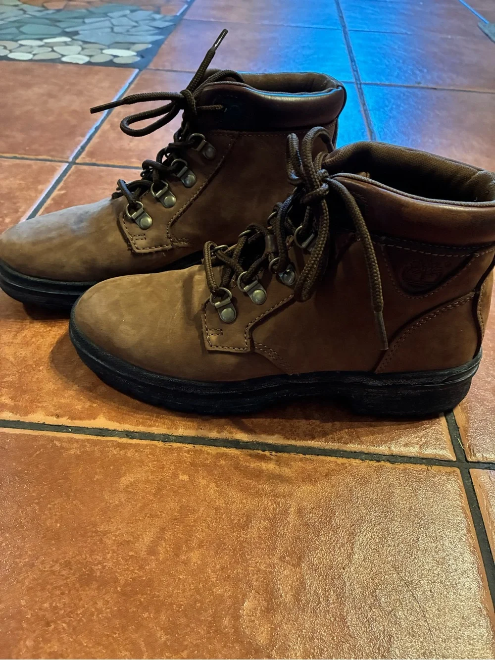 Timberland size 8.5 Classic Brown Men's Hiking Boots